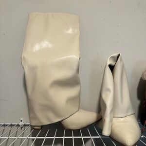 Elegant Cream Women's Boots